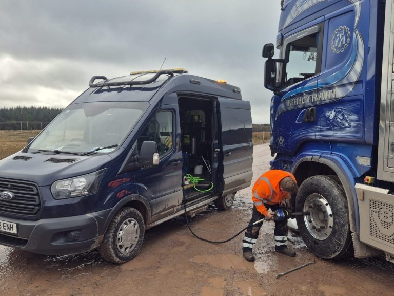 Image of Ford Transit and V8 Scania tyre fitting